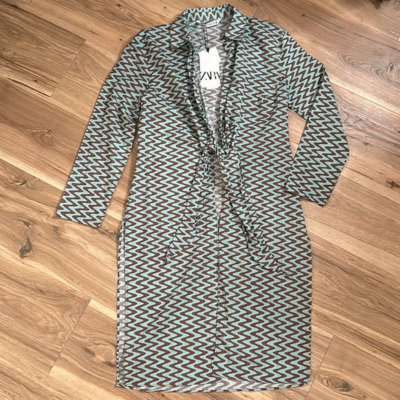 Zara Print Top - Size S - Picture 2 of 5